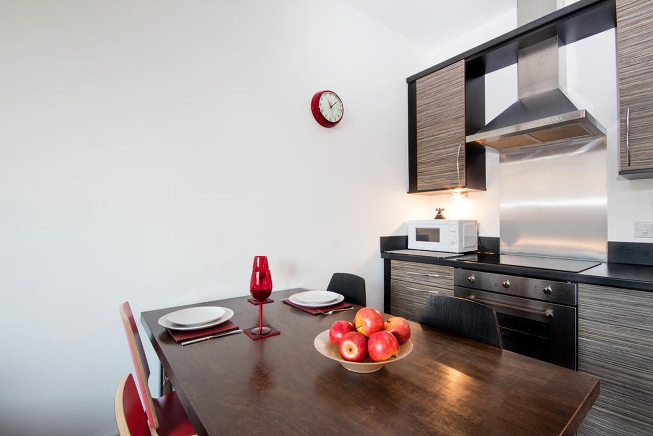The West Wing Apartments อินเวอร์เนส ภายนอก รูปภาพ